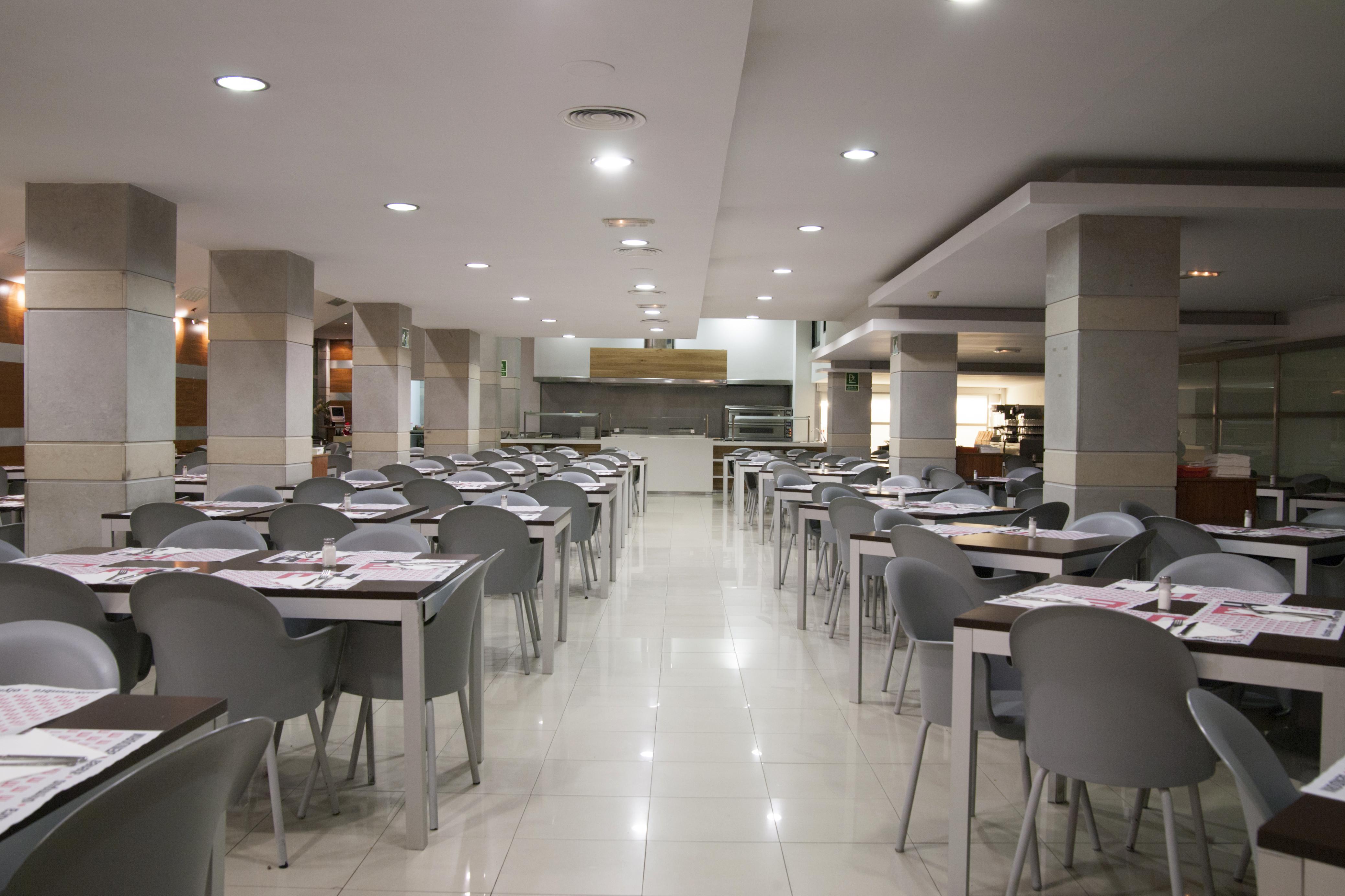 Hotel Cuco Бенидорм Екстериор снимка
