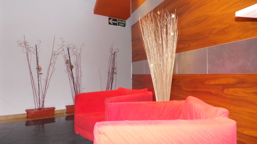 Hotel Cuco Бенидорм Екстериор снимка